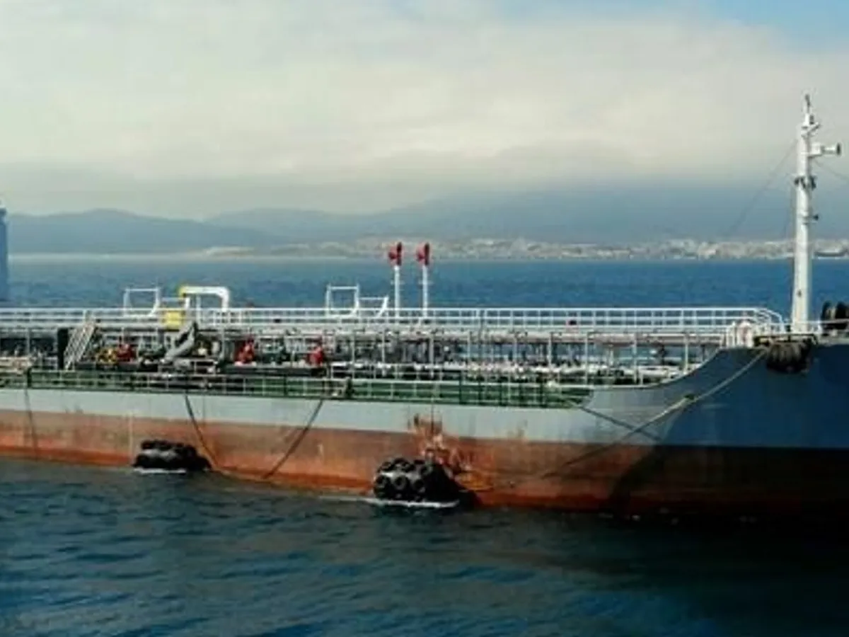 Petrol/Kimyasal tankeri satılık