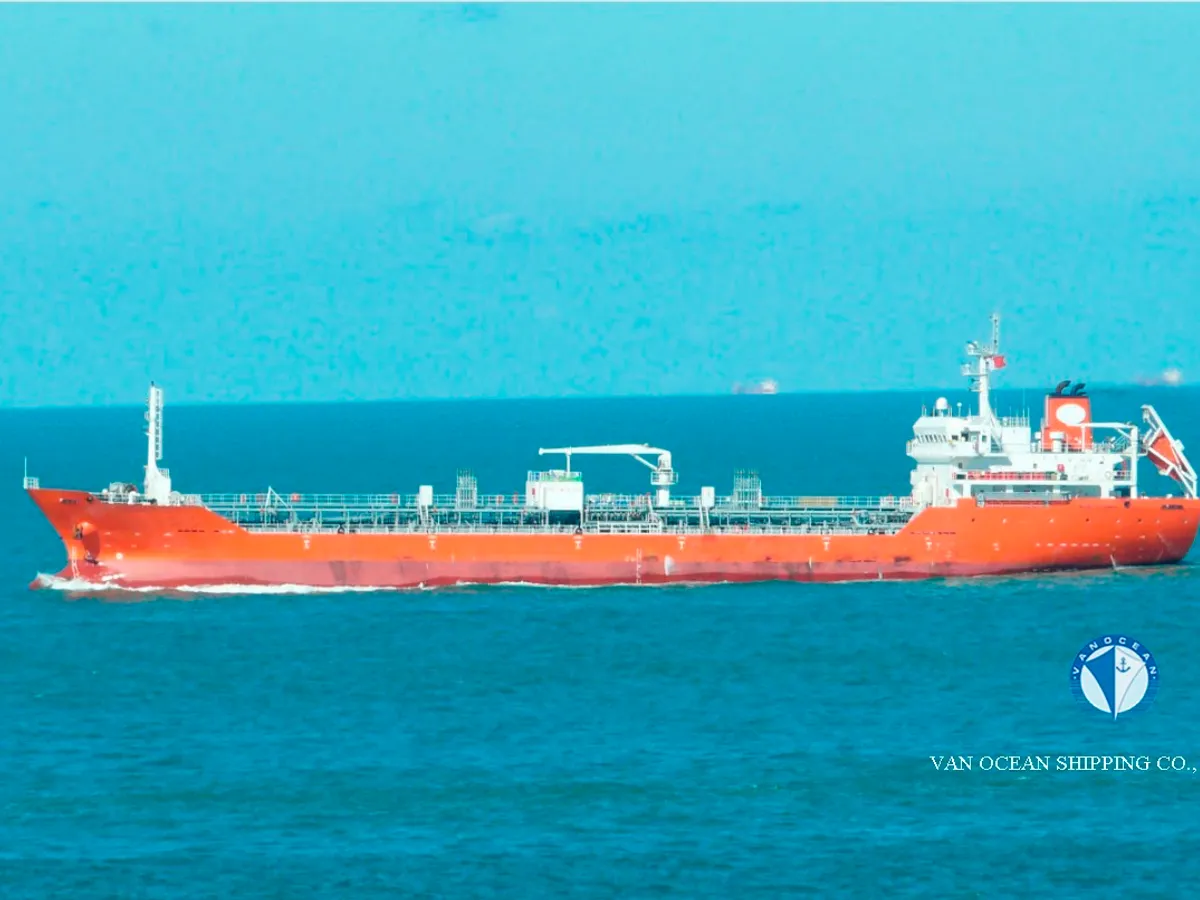 Petrol/Kimyasal tankeri satılık