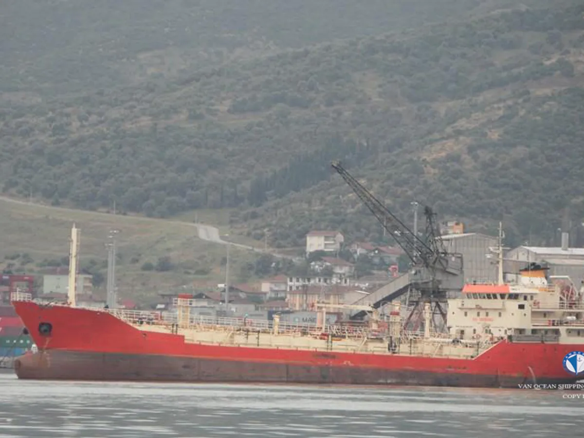 Petrol/Kimyasal tankeri satılık