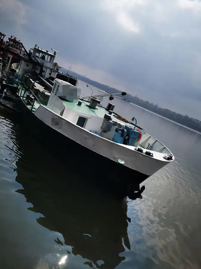 Dredger (Kazık çakma gemisi) satılık