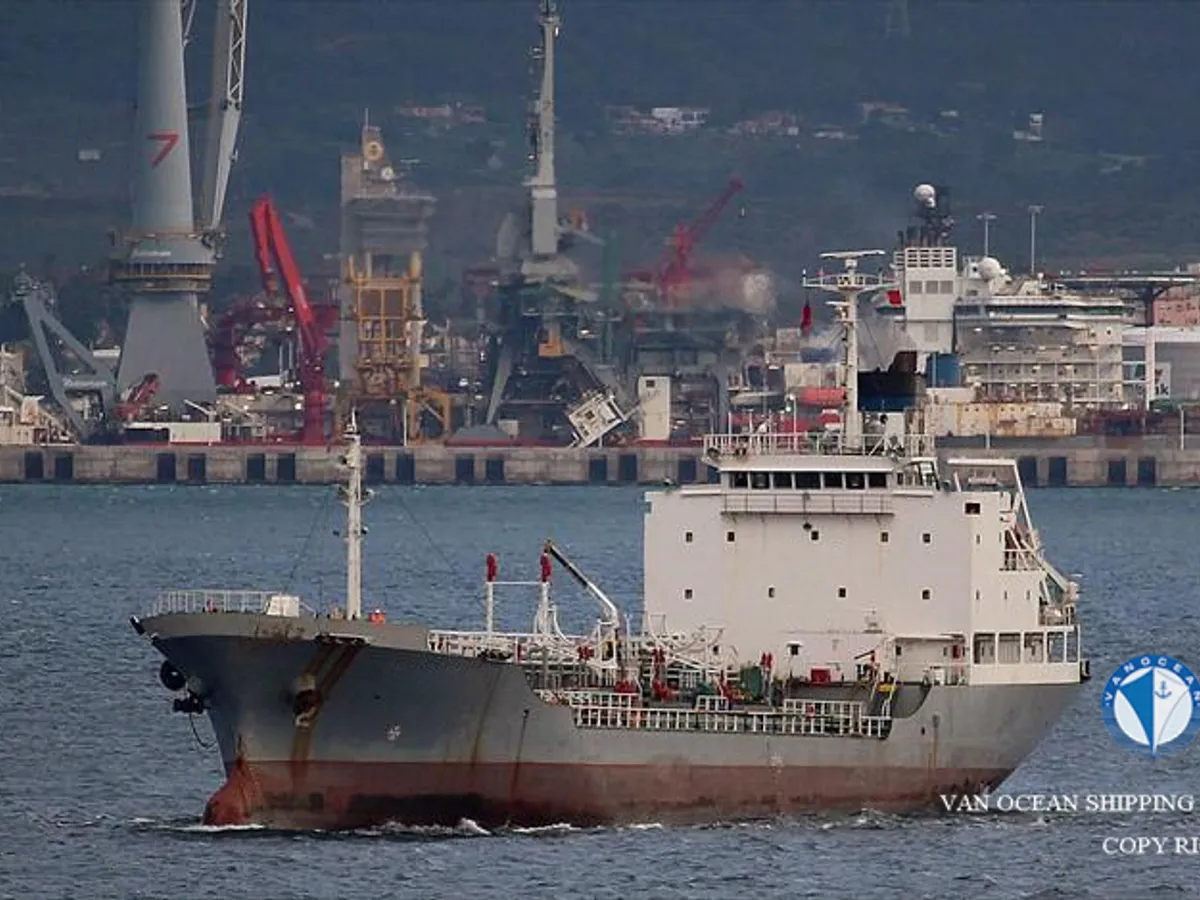 Petrol/Kimyasal tankeri satılık