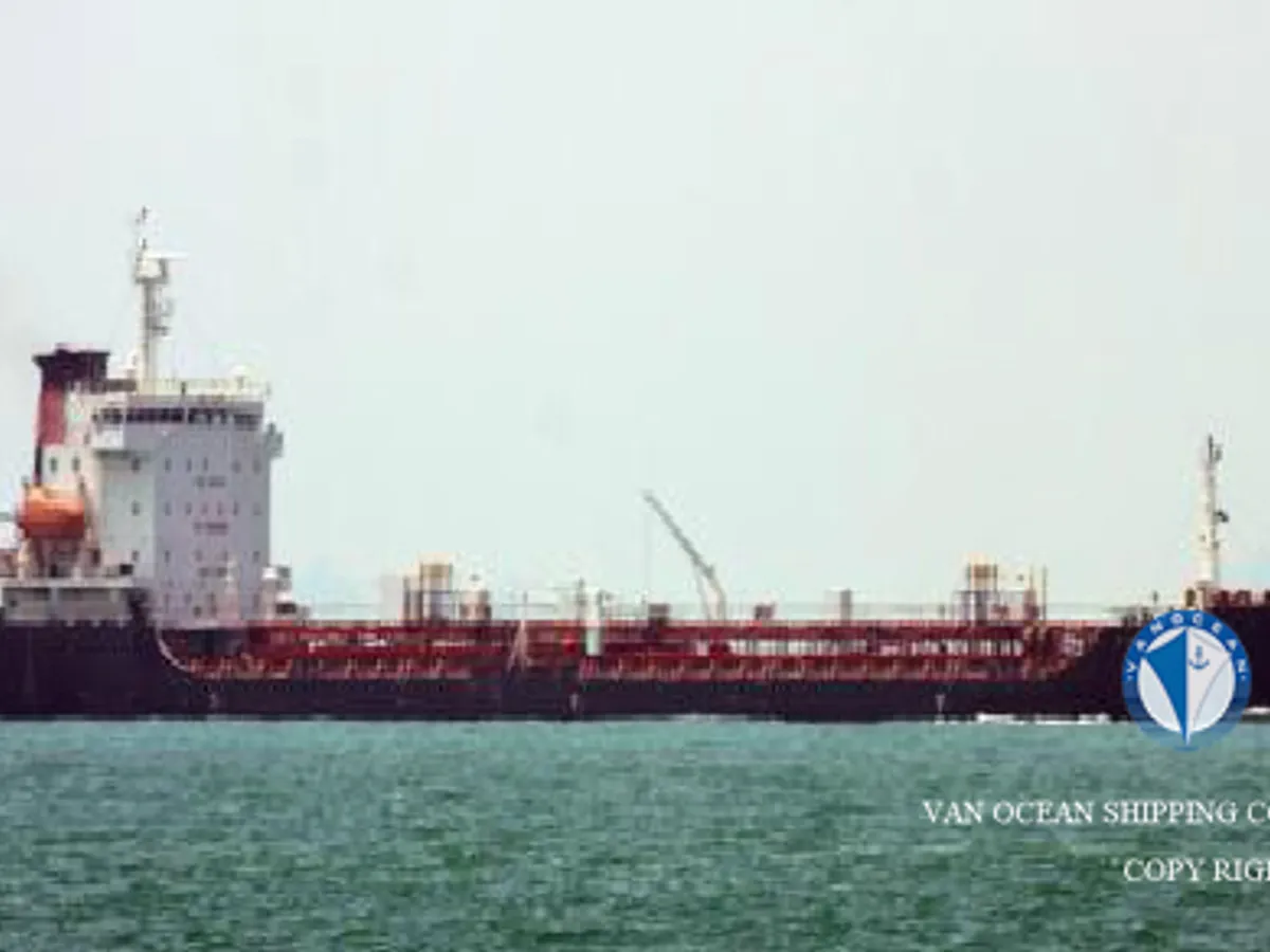 Petrol/Kimyasal tankeri satılık