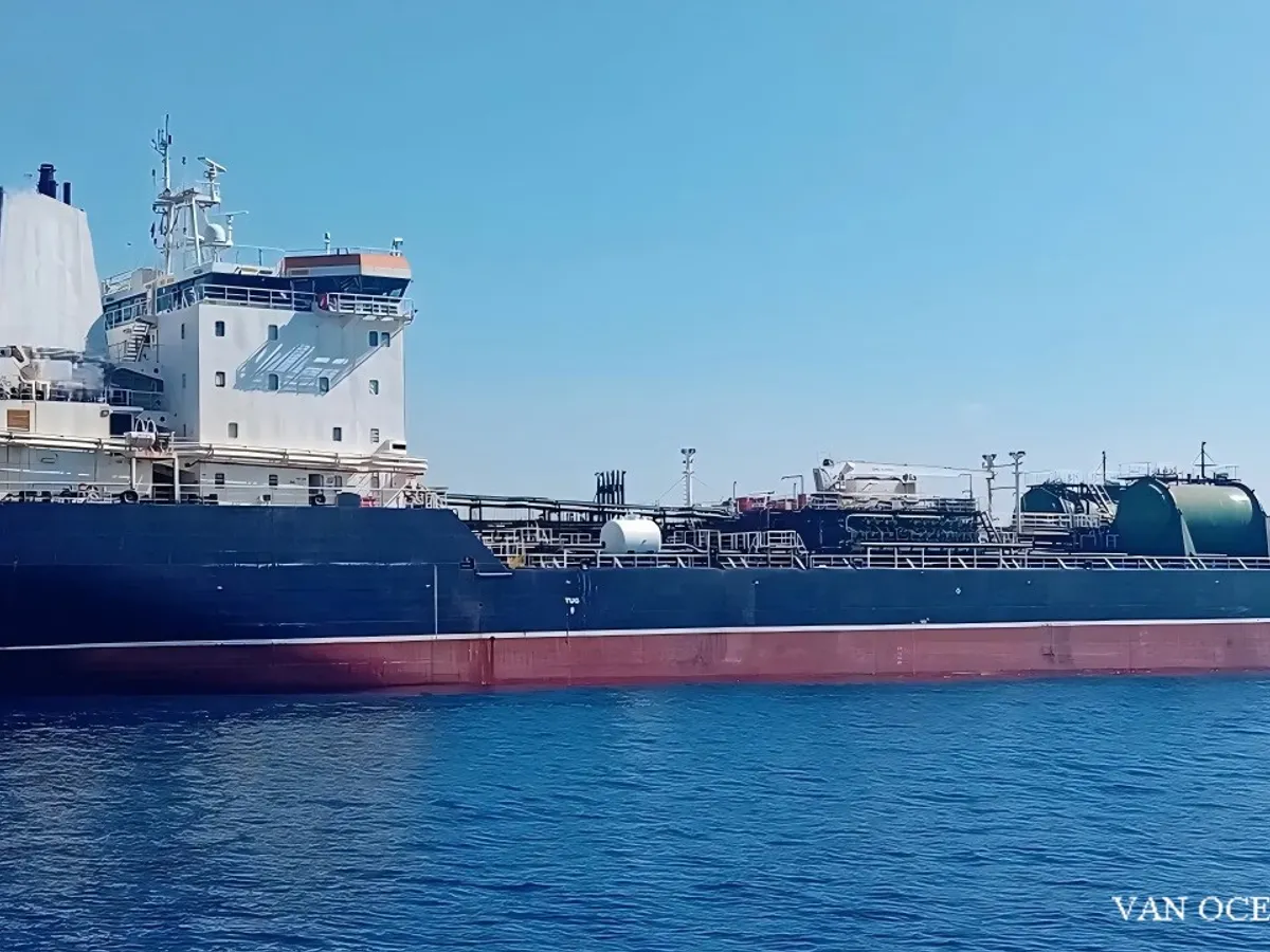 Petrol/Kimyasal tankeri satılık