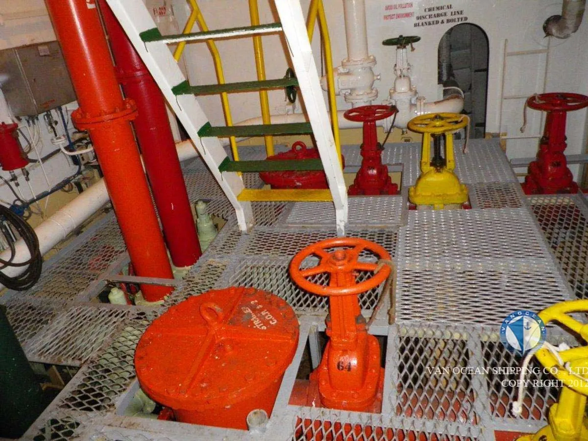 Petrol/Kimyasal tankeri satılık