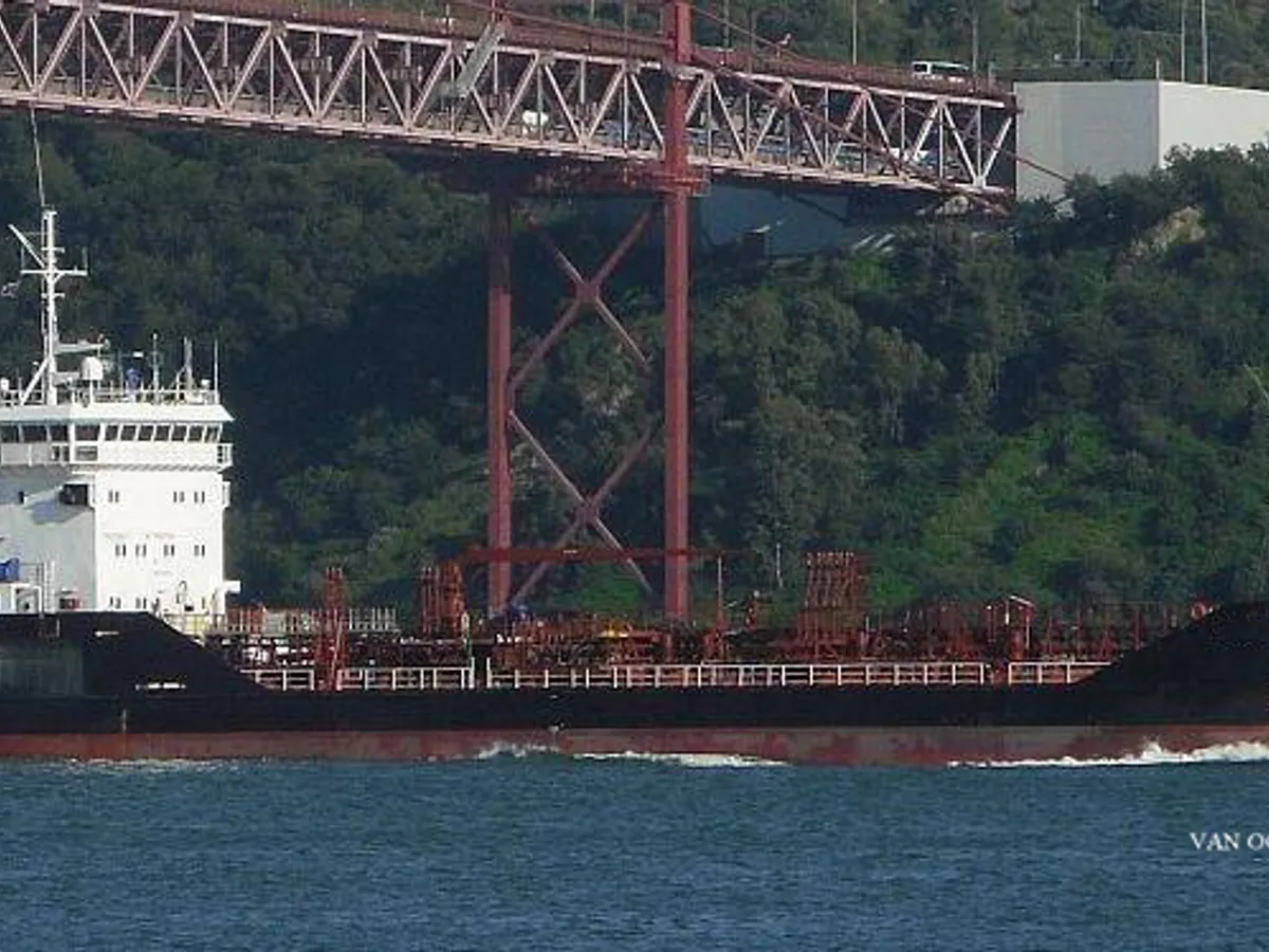 Petrol/Kimyasal tankeri satılık