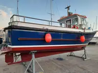 Küçük yük gemisi satılık
