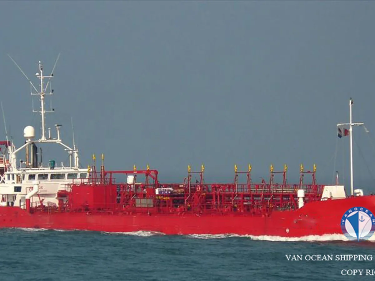 Petrol/Kimyasal tankeri satılık