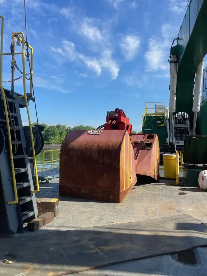 Dredger (Kazık çakma gemisi) satılık
