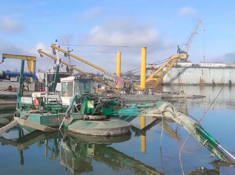 Dredger (Kazık çakma gemisi) satılık