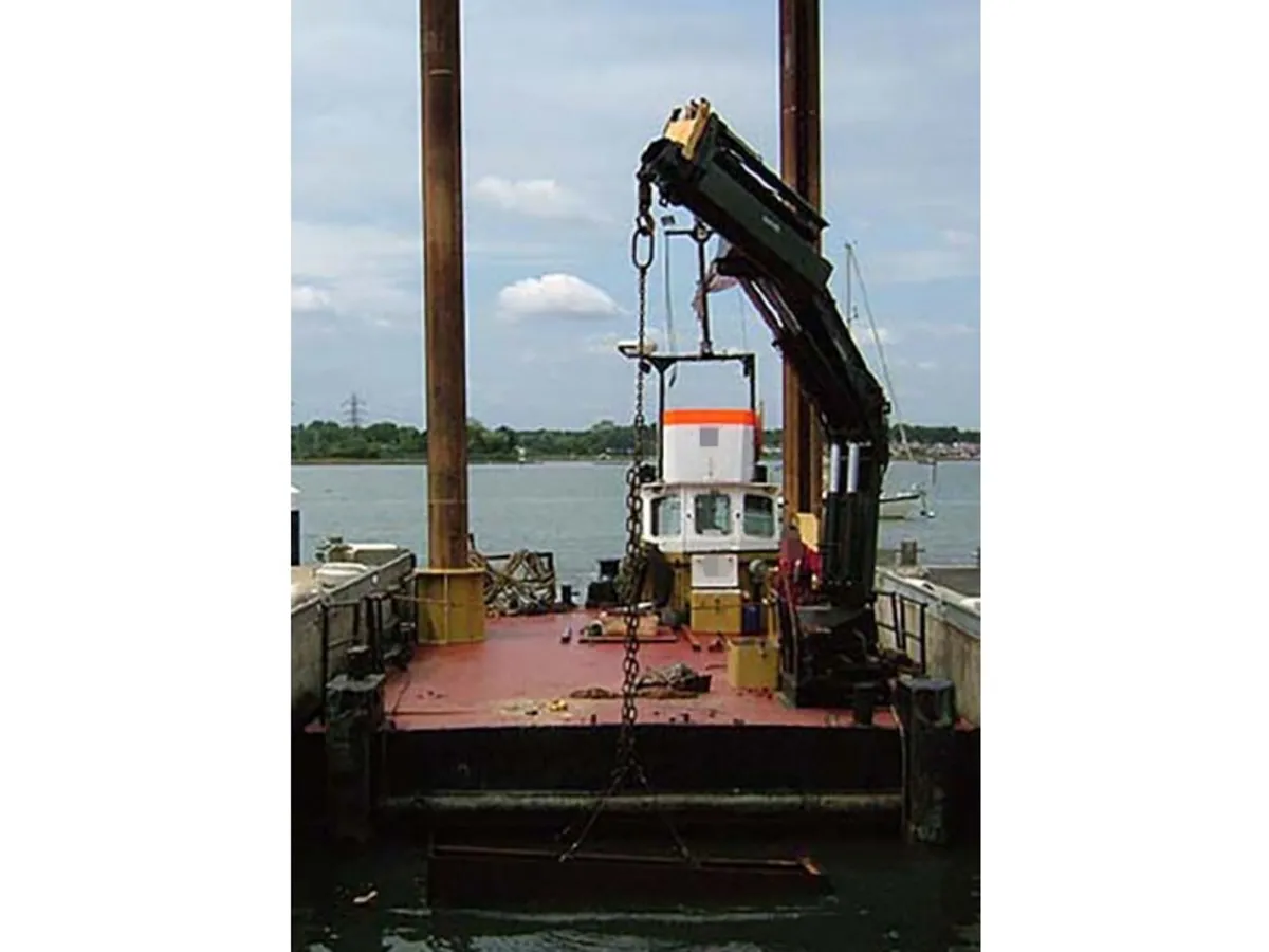 Dredger (Kazık çakma gemisi) satılık