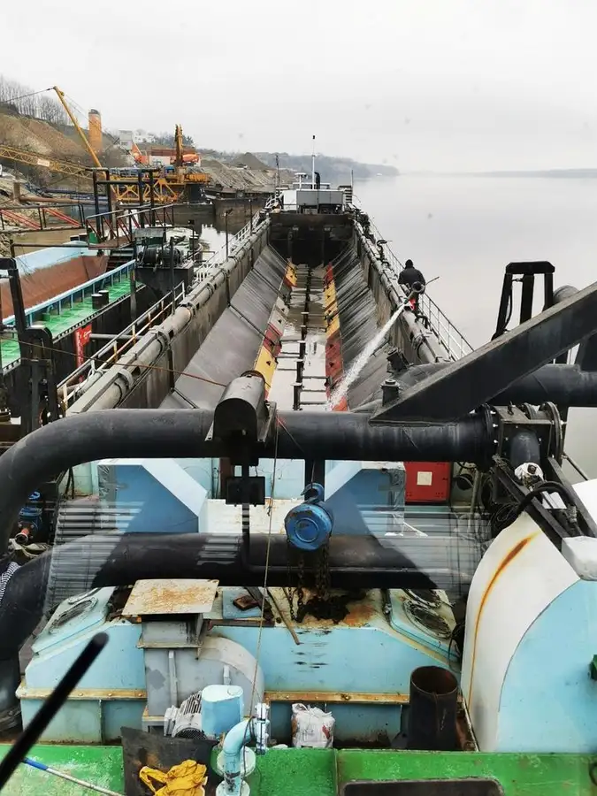 Dredger (Kazık çakma gemisi) satılık