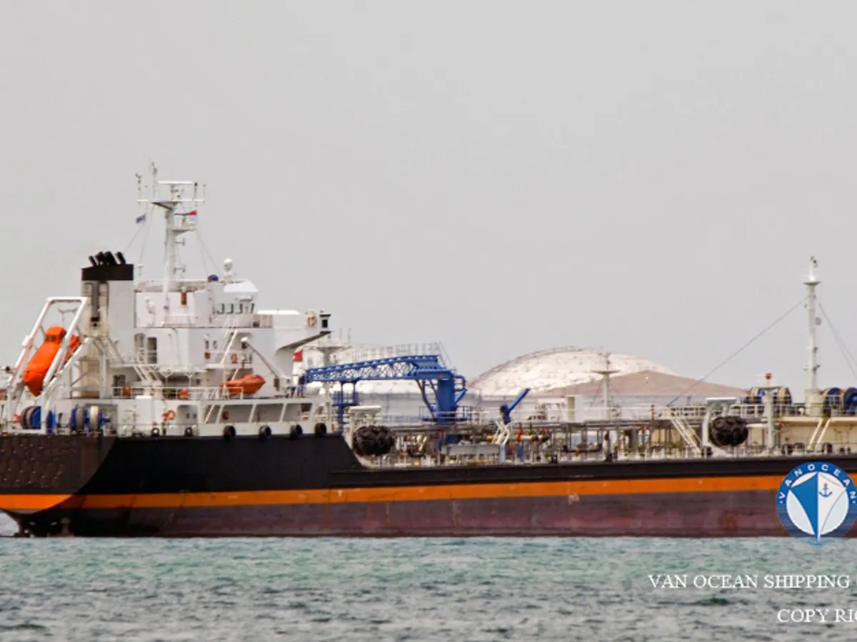 Petrol/Kimyasal tankeri satılık