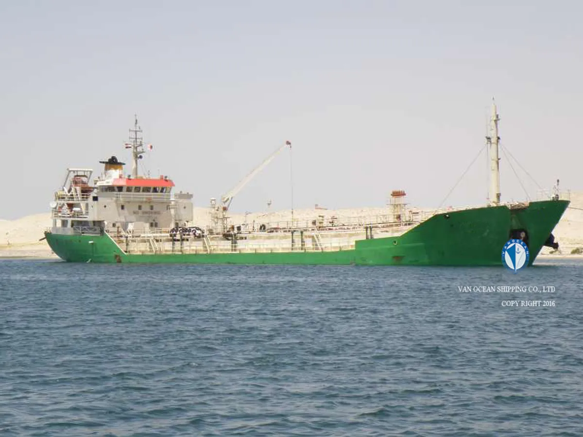 Petrol/Kimyasal tankeri satılık