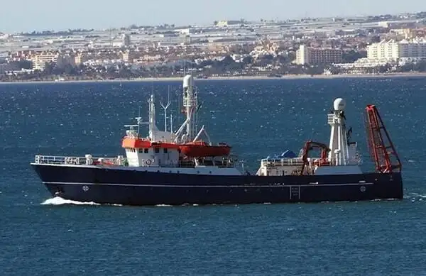 Araştırma gemisi satılık