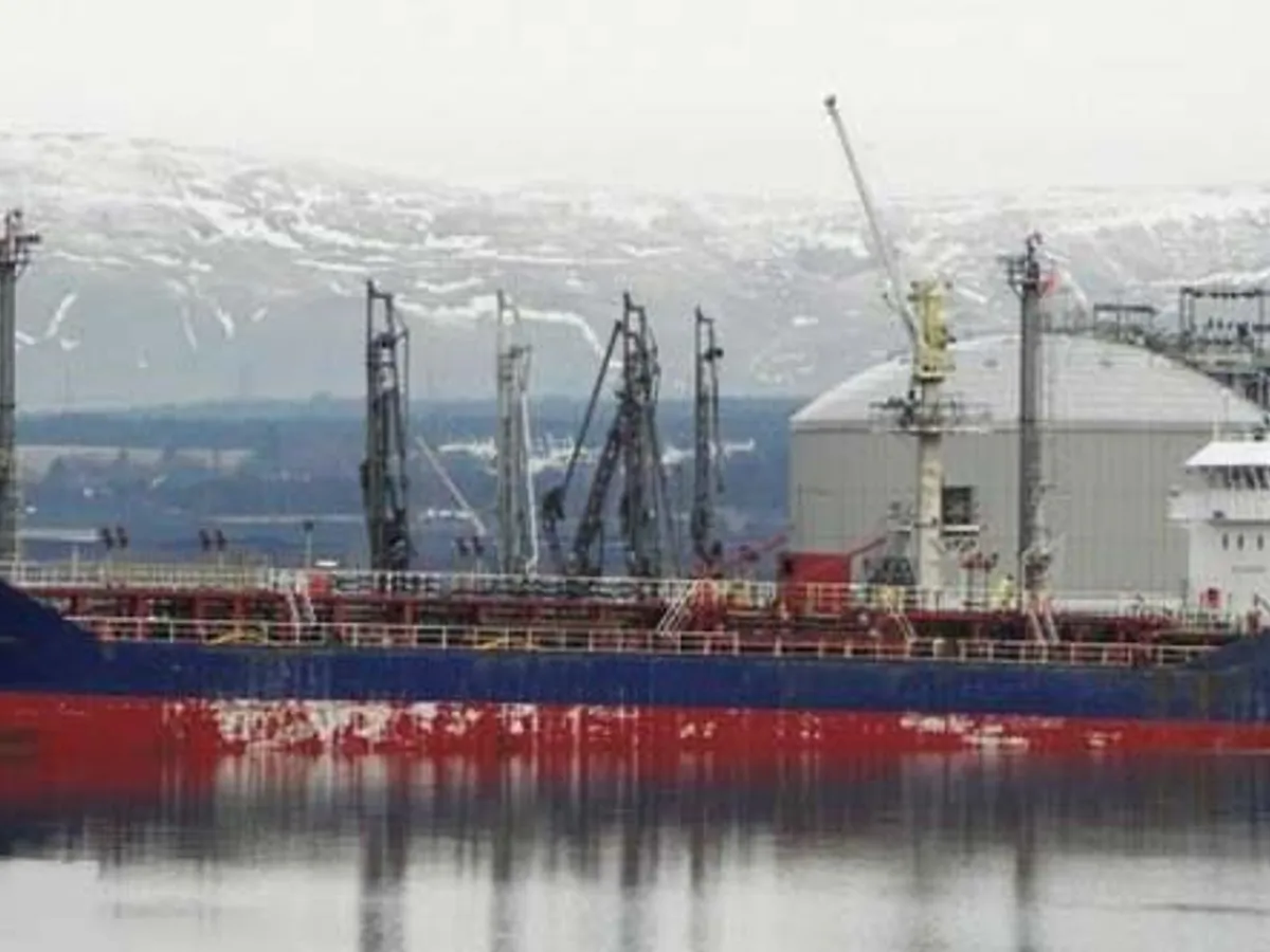 Petrol/Kimyasal tankeri satılık