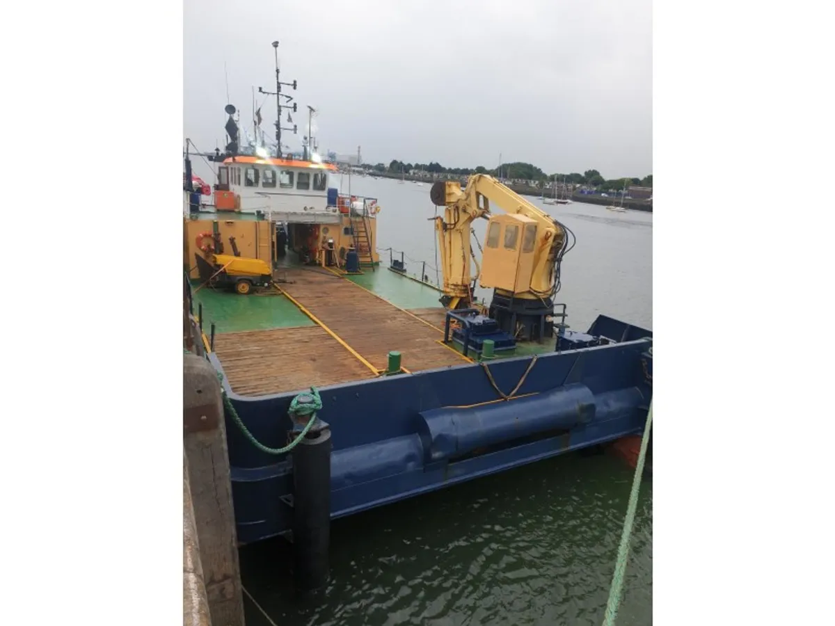 Dredger (Kazık çakma gemisi) satılık