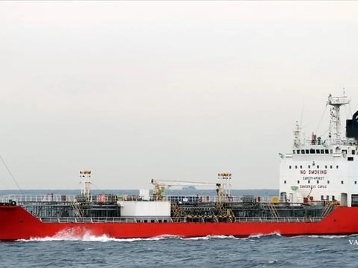 Petrol/Kimyasal tankeri satılık