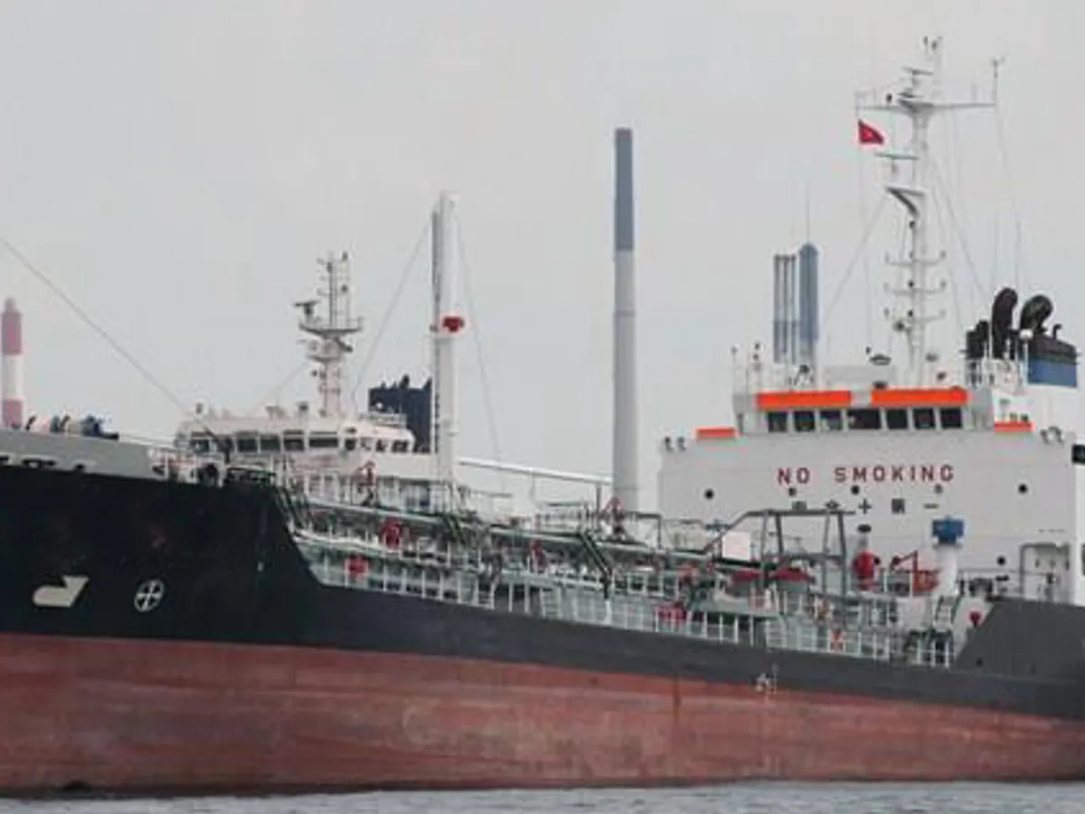 Petrol/Kimyasal tankeri satılık