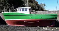Küçük yük gemisi satılık
