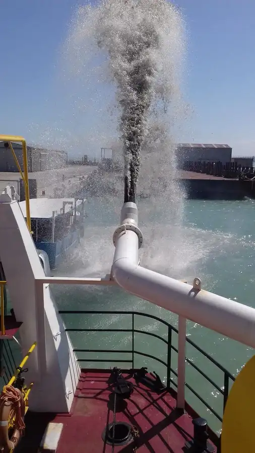 Dredger (Kazık çakma gemisi) satılık