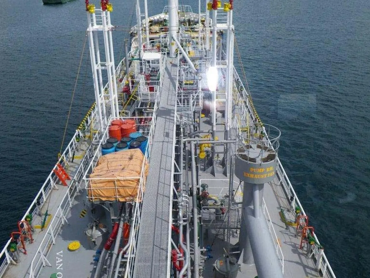 Petrol/Kimyasal tankeri satılık