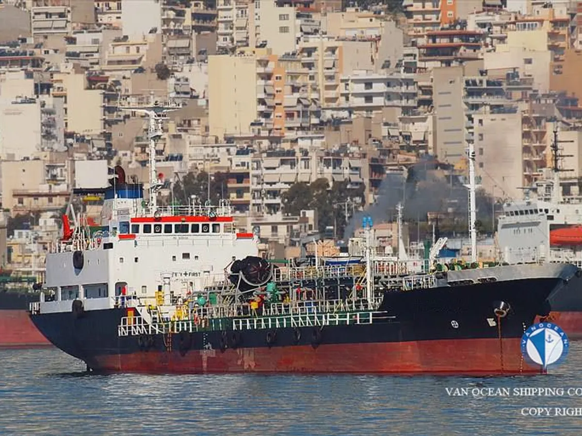 Petrol/Kimyasal tankeri satılık