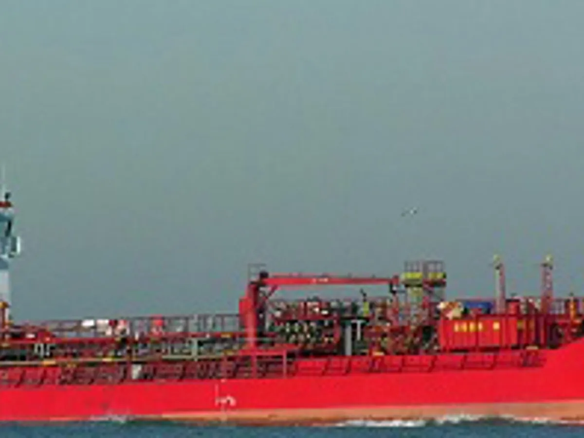 Petrol/Kimyasal tankeri satılık