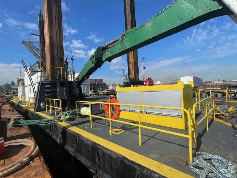Dredger (Kazık çakma gemisi) satılık