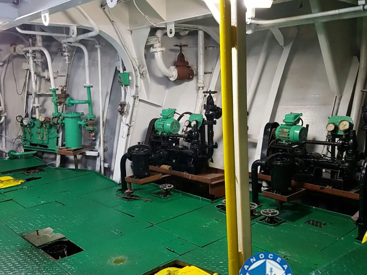 Petrol/Kimyasal tankeri satılık