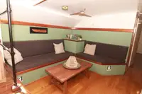 Yüzen otel satılık