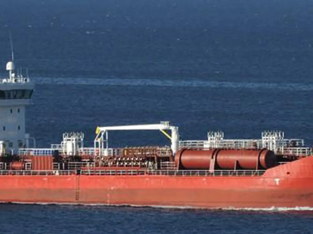 Petrol/Kimyasal tankeri satılık