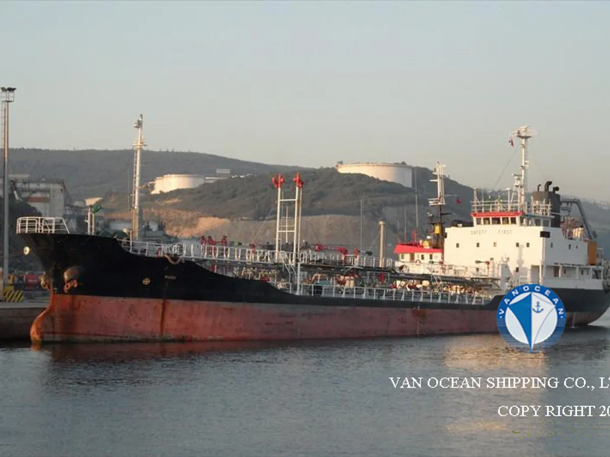 Petrol/Kimyasal tankeri satılık