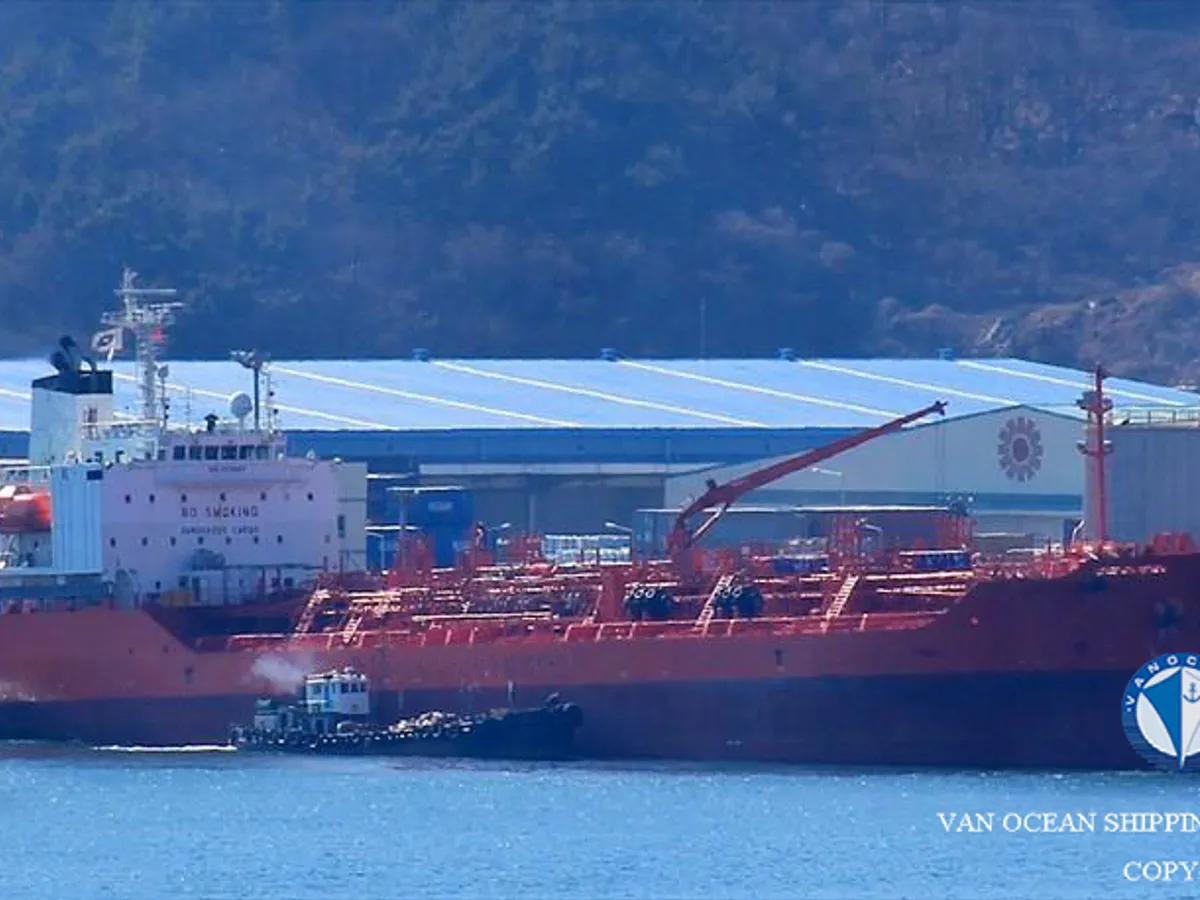 Petrol/Kimyasal tankeri satılık