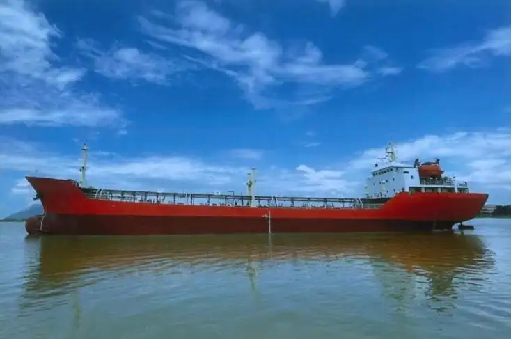 Petrol/Kimyasal tankeri satılık