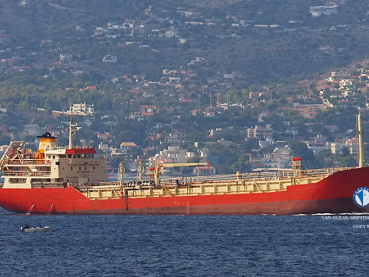 Petrol/Kimyasal tankeri satılık