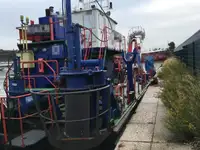 Dredger (Kazık çakma gemisi) satılık