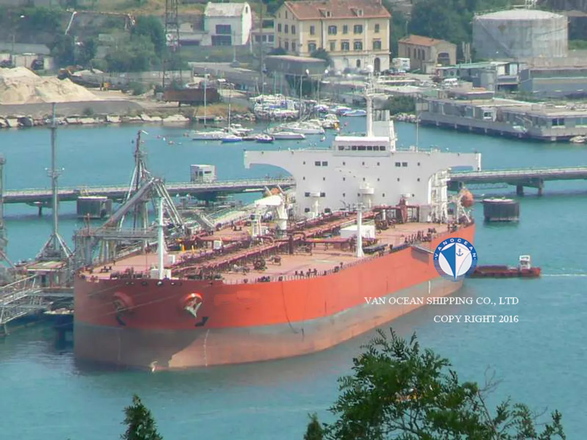 Petrol/Kimyasal tankeri satılık