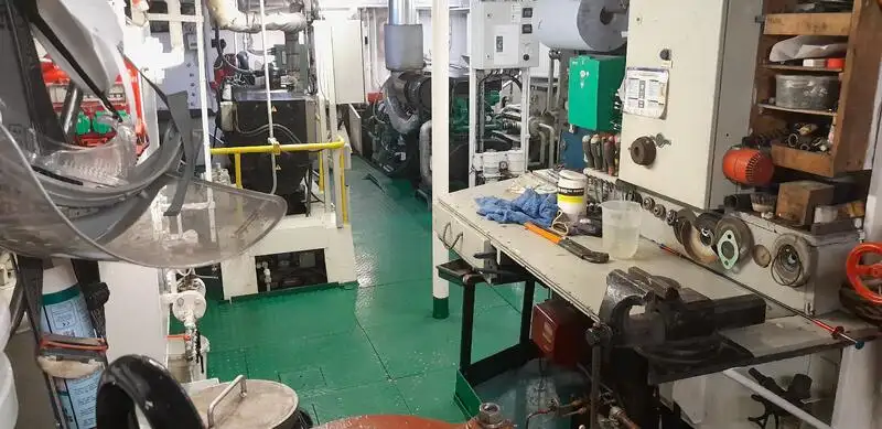 Dredger (Kazık çakma gemisi) satılık