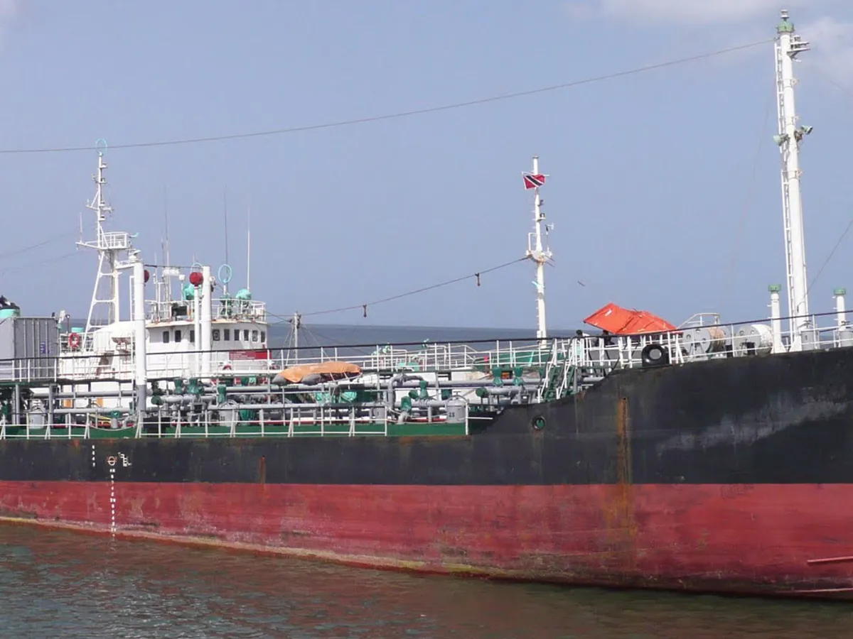 Petrol/Kimyasal tankeri satılık
