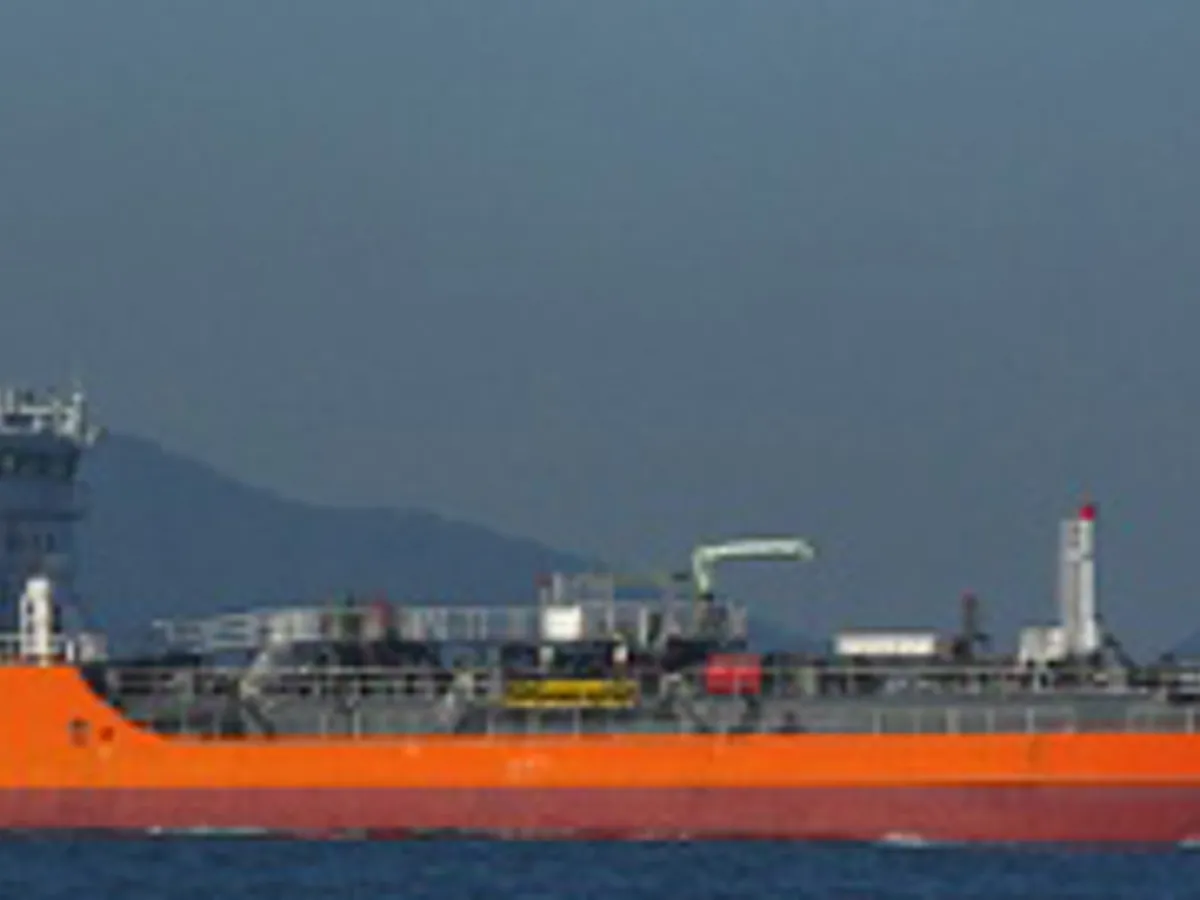 Petrol/Kimyasal tankeri satılık