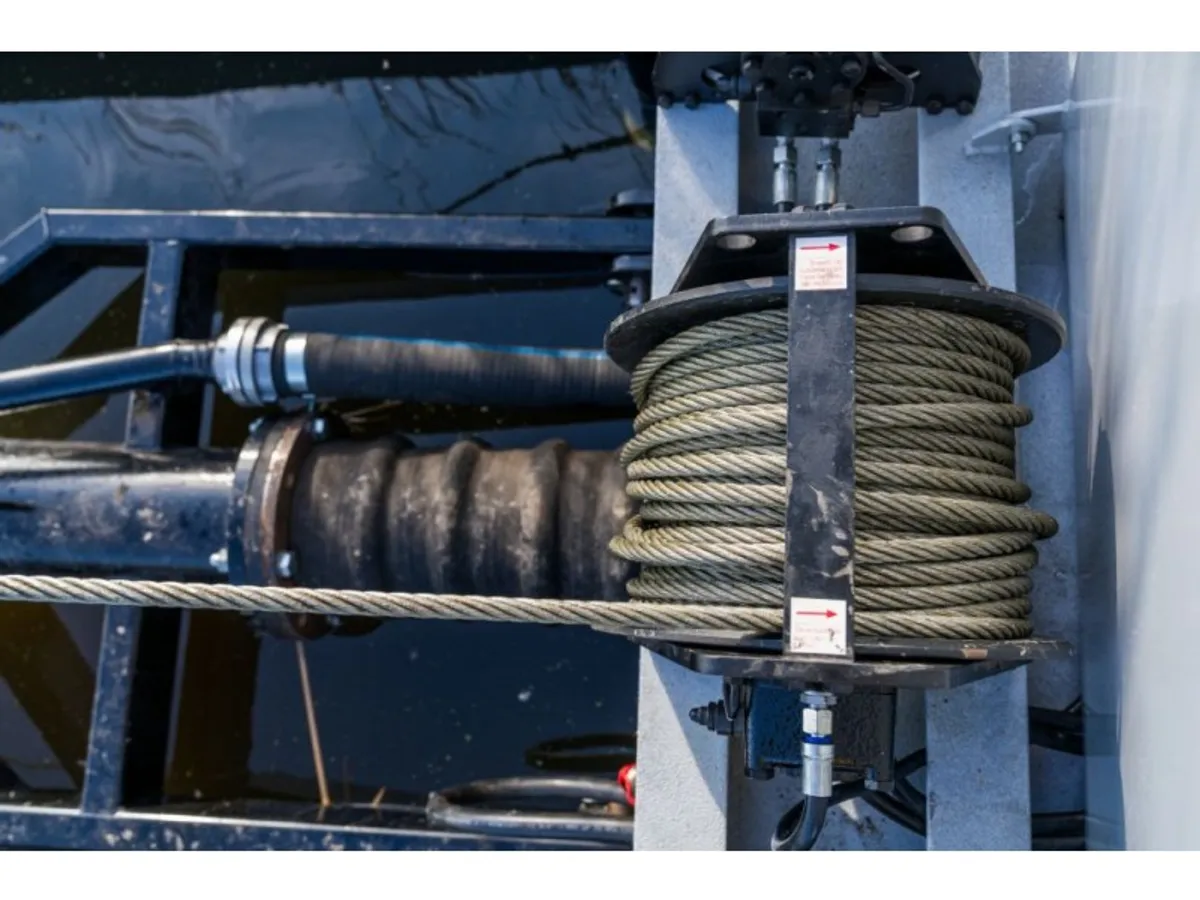 Dredger (Kazık çakma gemisi) satılık