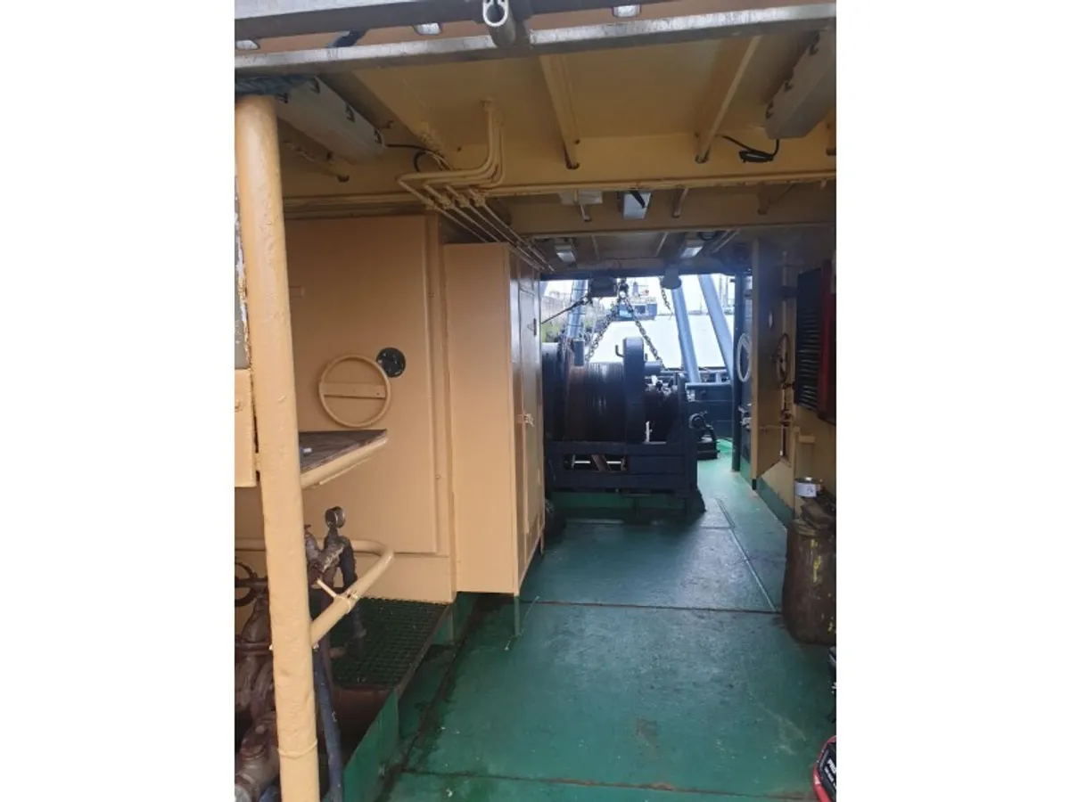 Dredger (Kazık çakma gemisi) satılık