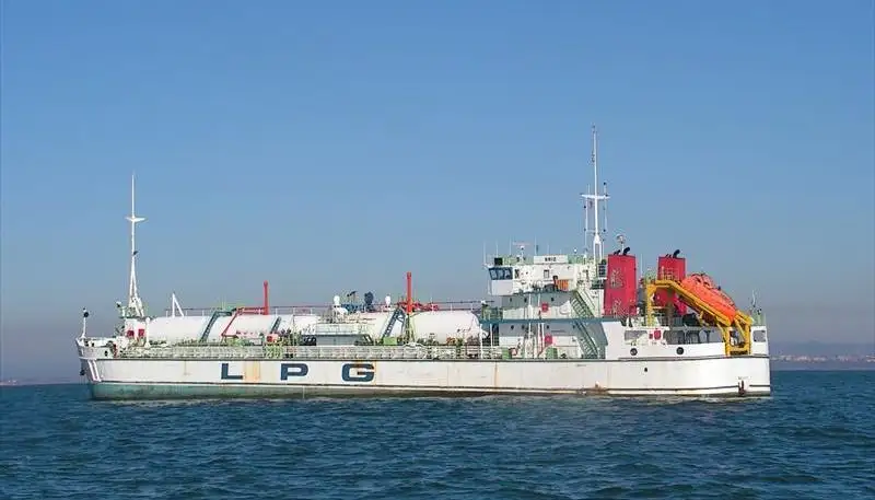 LNG taşıma gemisi satılık