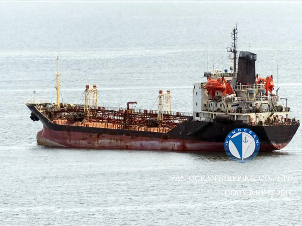 Petrol/Kimyasal tankeri satılık
