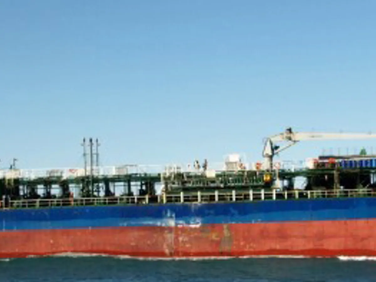 Petrol/Kimyasal tankeri satılık