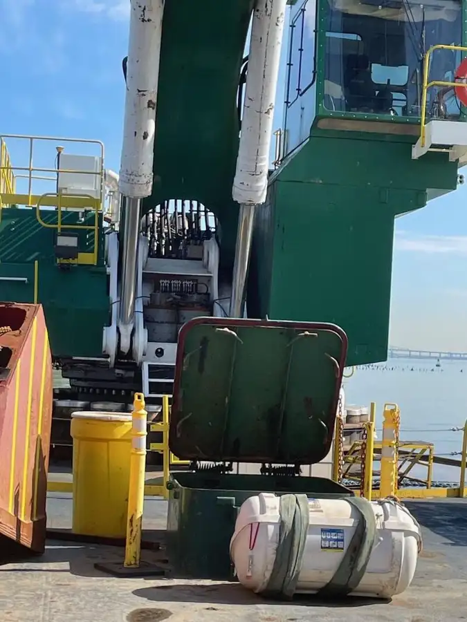 Dredger (Kazık çakma gemisi) satılık