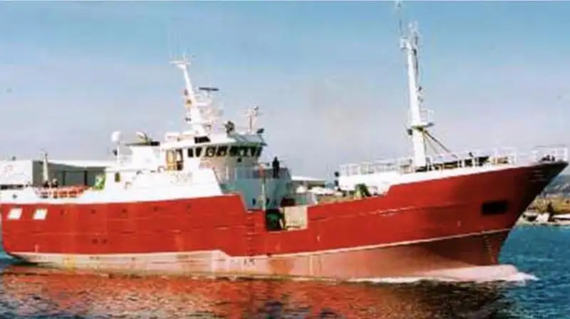 Uzun hatlı balıkçı gemisi satılık
