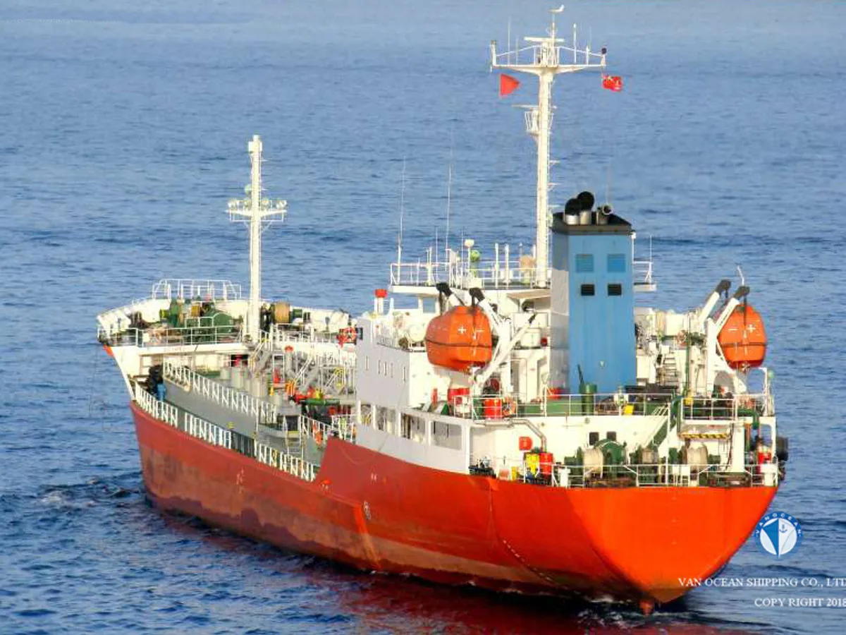 Petrol/Kimyasal tankeri satılık