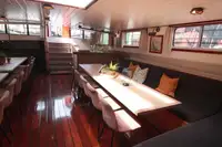 Yüzen otel satılık