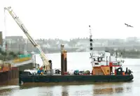 Dredger (Kazık çakma gemisi) satılık